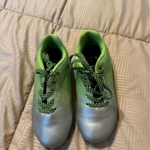 Boys DSG soccer spikes, size 10.